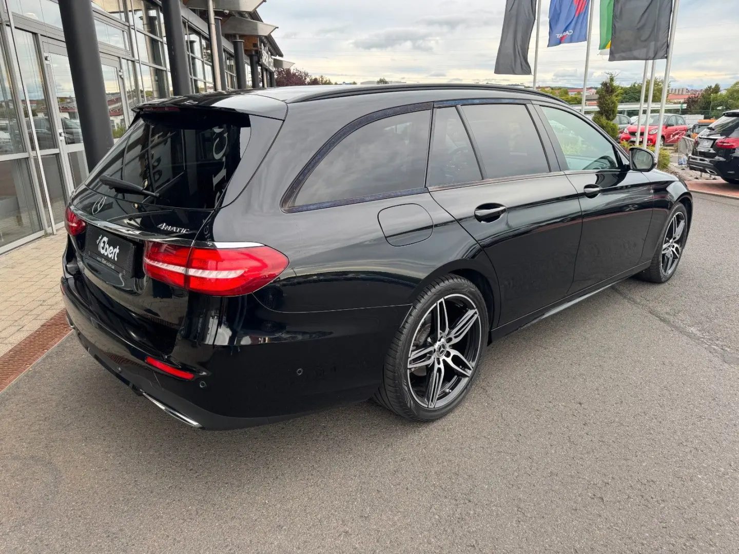 E 220d T 4M+AMG+Pano+Brum+360+Night