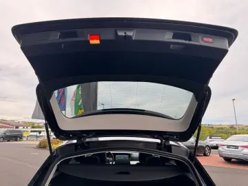 E 220d T 4M+AMG+Pano+Brum+360+Night