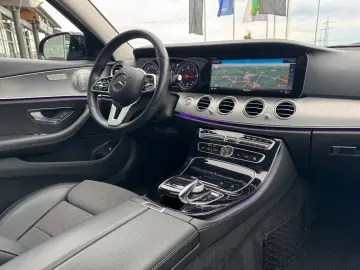 E 220d T 4M+AMG+Pano+Brum+360+Night
