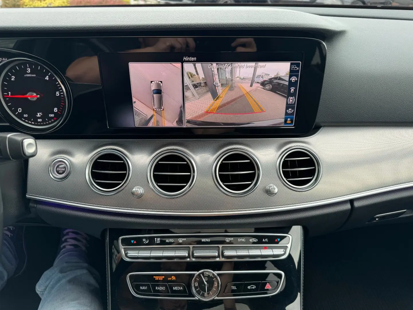 E 220d T 4M+AMG+Pano+Brum+360+Night