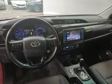 Toyota Hilux Double Cab 2.4TDi 150CP Automat 4×4