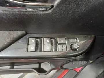 Toyota Hilux Double Cab 2.4TDi 150CP Automat 4×4