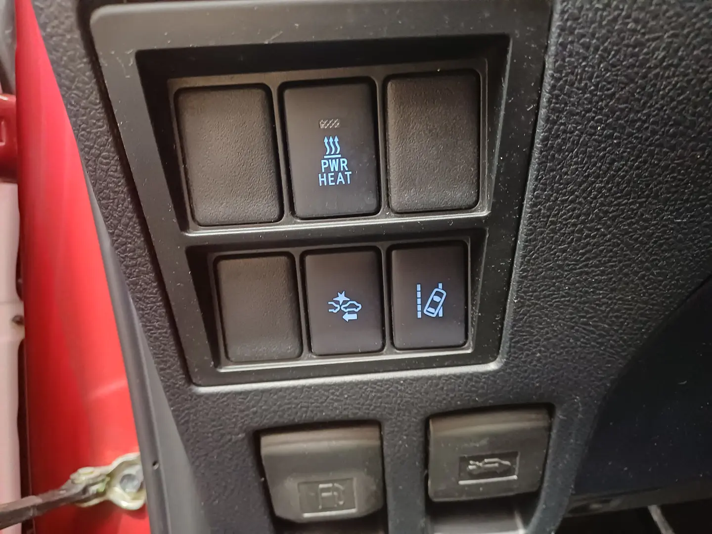 Toyota Hilux Double Cab 2.4TDi 150CP Automat 4×4
