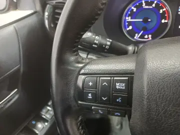 Toyota Hilux Double Cab 2.4TDi 150CP Automat 4×4
