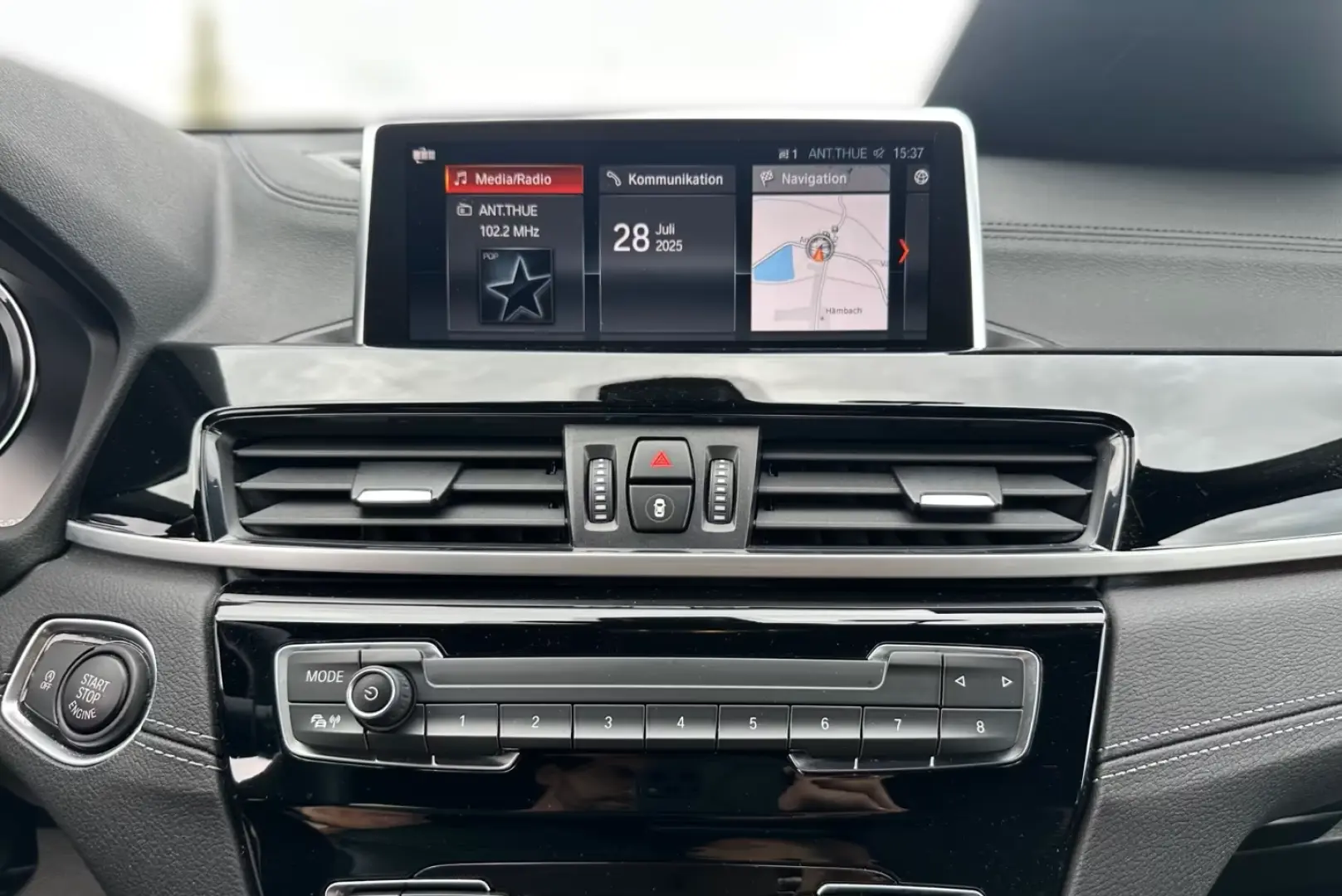 X2 xDrive18d Advantage Business-Paket Parkassist