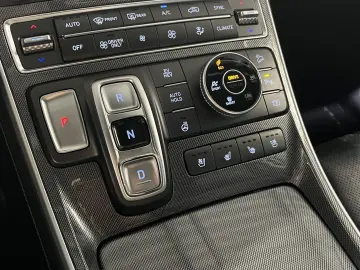 Santa Fe Prime Hybrid 4WD Pano. HUD R.Cam Leder