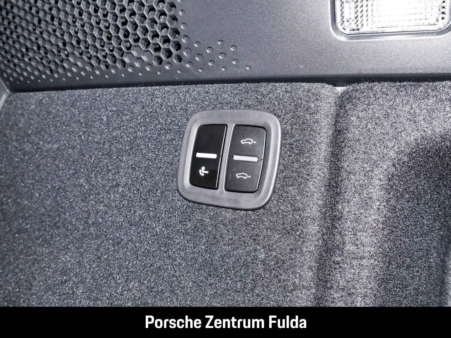 Porsche Macan 4  BOSE LED-Matrix 21-Zoll