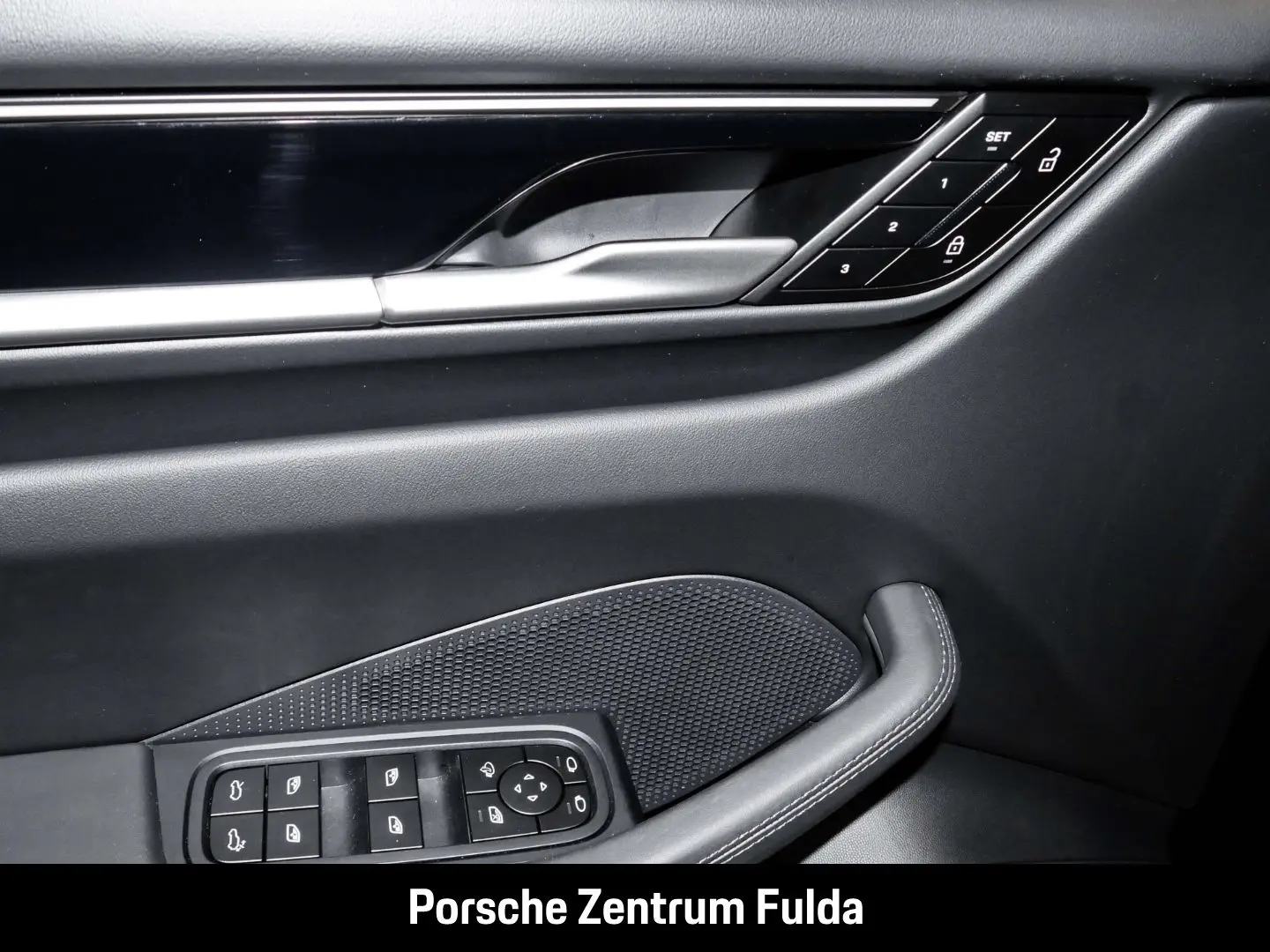 Porsche Macan 4  BOSE LED-Matrix 21-Zoll