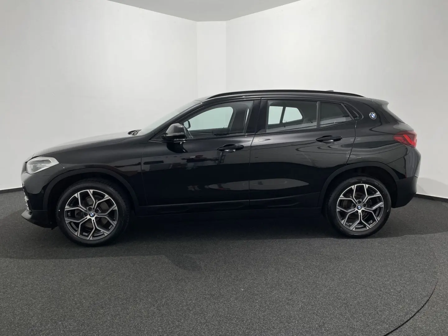 X2 xDrive18d NAVI AHK RFK LED DAB SHZ PDC