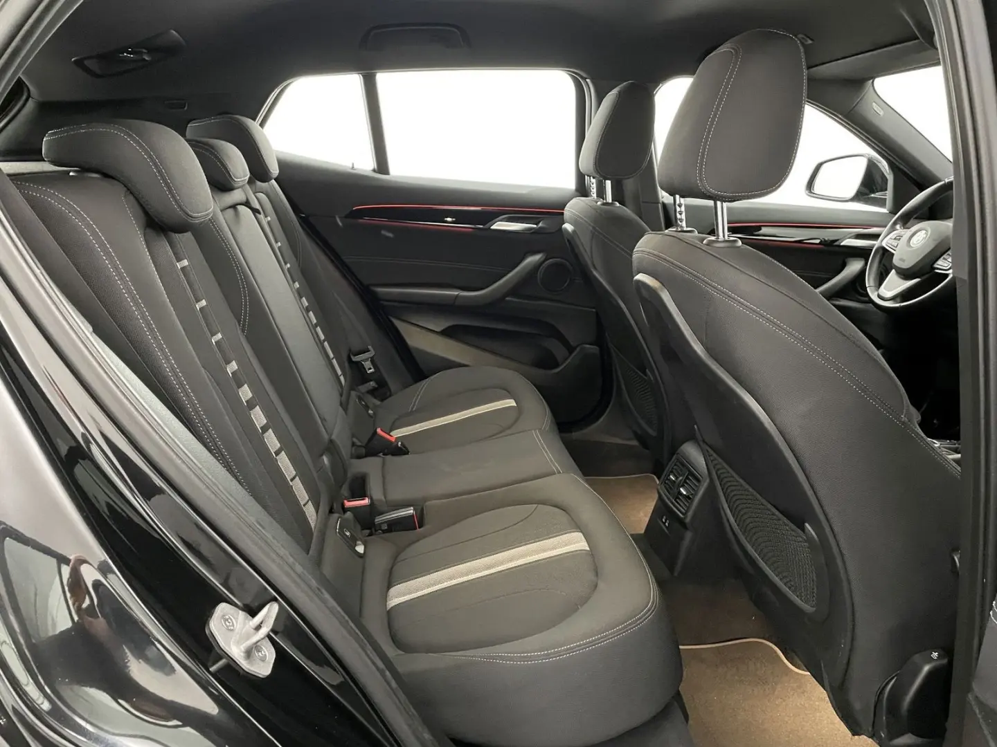 X2 xDrive18d NAVI AHK RFK LED DAB SHZ PDC