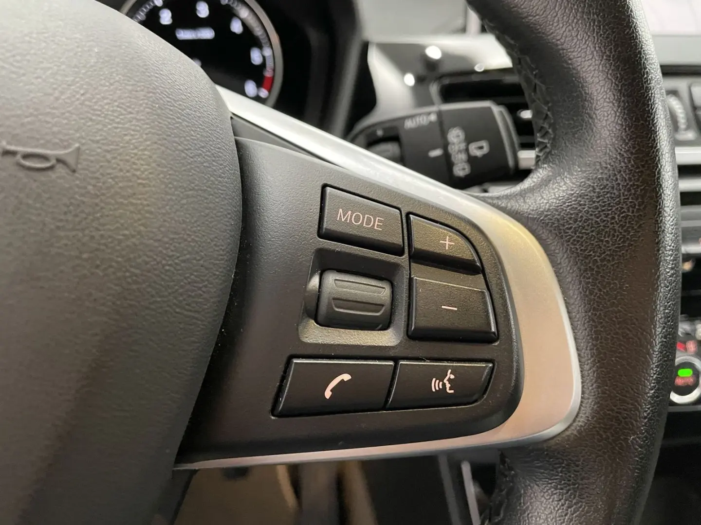 X2 xDrive18d NAVI AHK RFK LED DAB SHZ PDC
