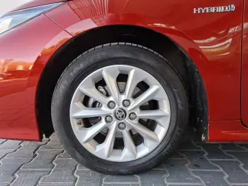 Toyota Corolla 1,8Hybrid 122CP Automat