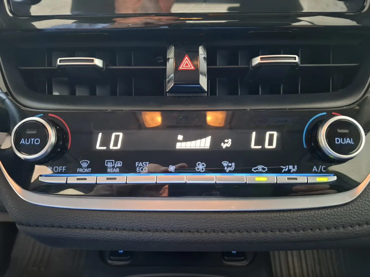 Toyota Corolla 1,8Hybrid 122CP Automat