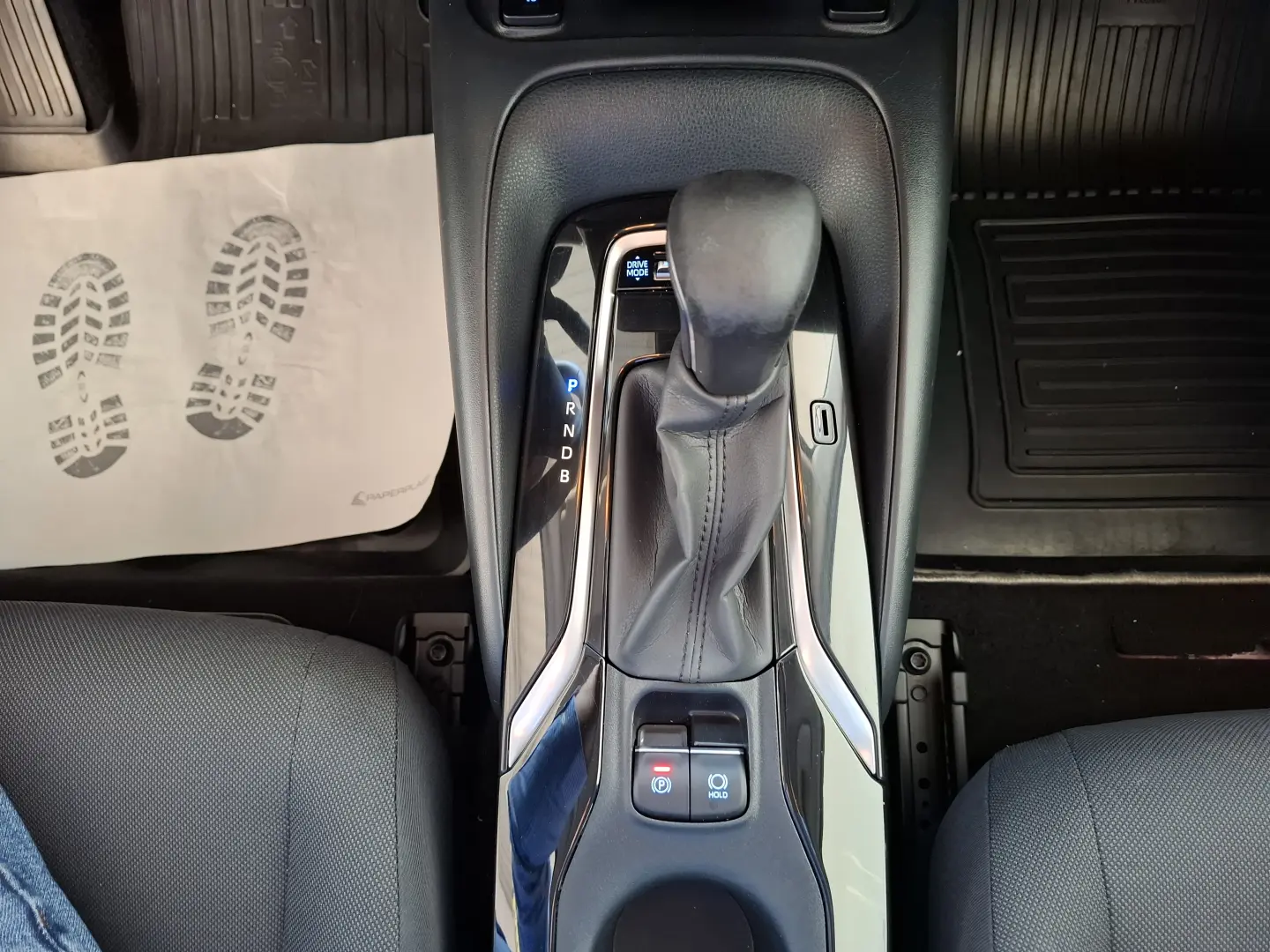 Toyota Corolla 1,8Hybrid 122CP Automat