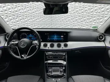 E200d AMG/DIAMANT/LED/R-CAM/AMBIENTE/DAB/MBUX