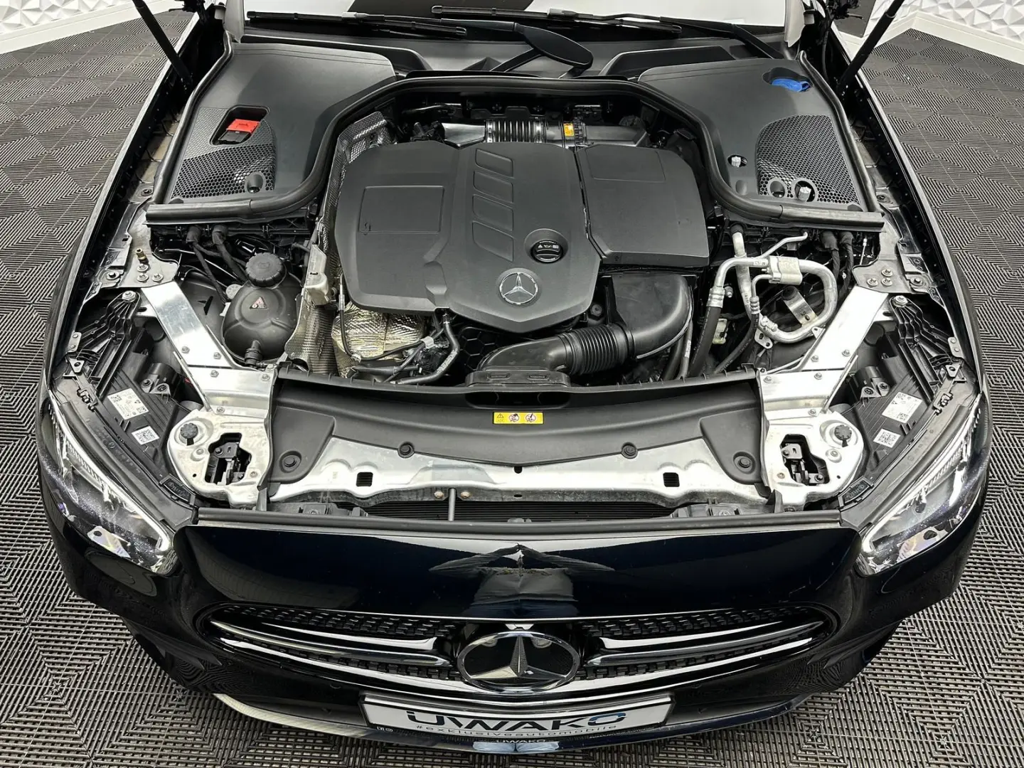 E200d AMG/DIAMANT/LED/R-CAM/AMBIENTE/DAB/MBUX
