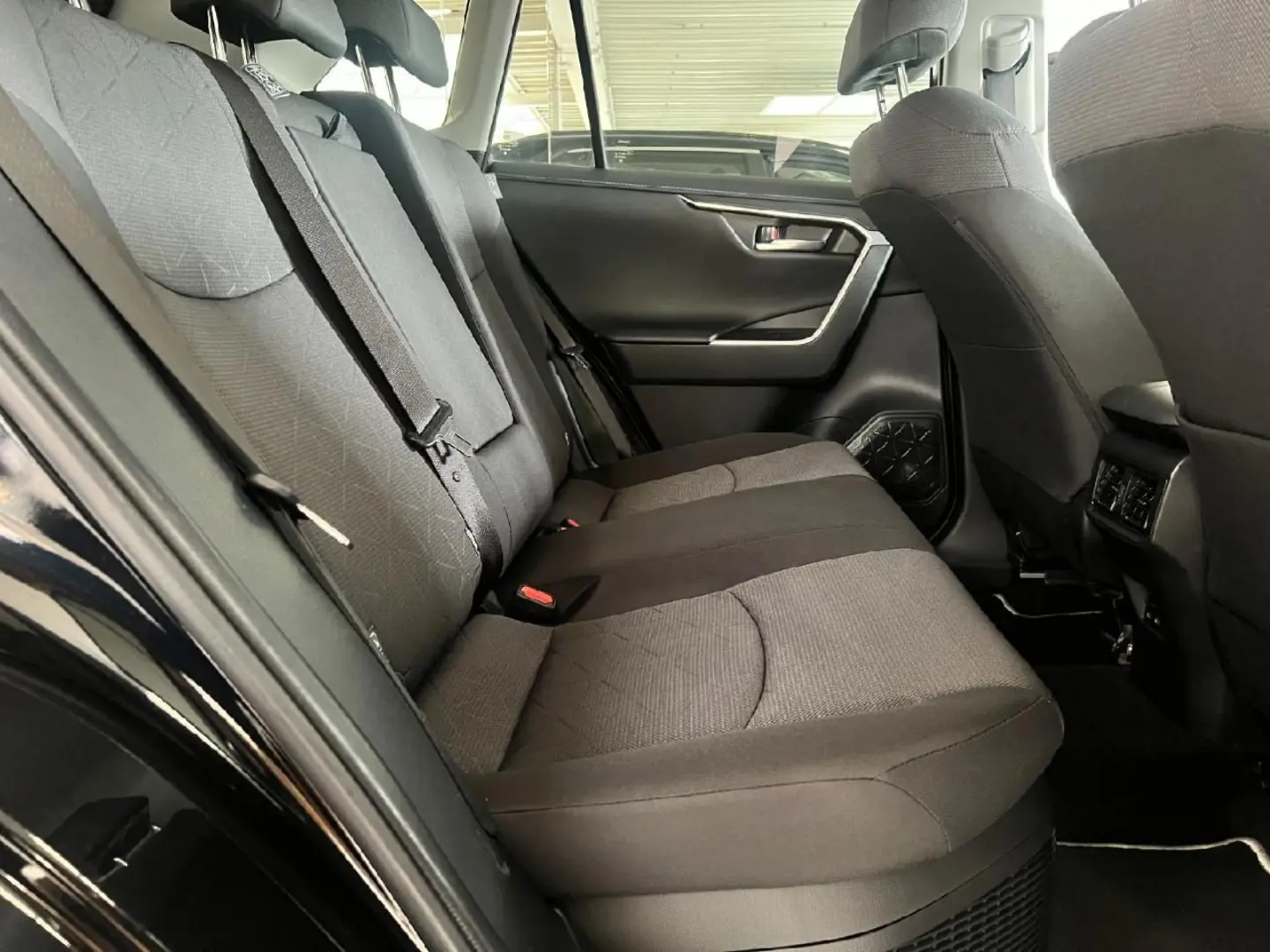 RAV4 Hybrid 4x2 Team D+ Technik-Paket