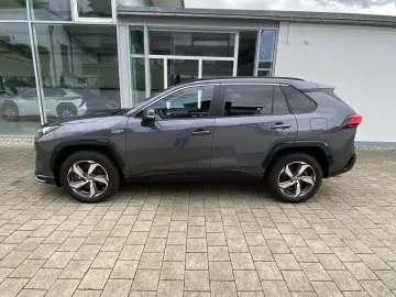 RAV4 2.5 Plug-in Hybrid 4x4 Techpaket Navi