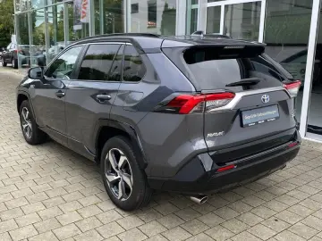 RAV4 2.5 Plug-in Hybrid 4x4 Techpaket Navi