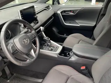 RAV4 2.5 Plug-in Hybrid 4x4 Techpaket Navi