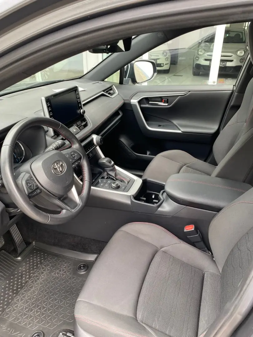 RAV4 2.5 Plug-in Hybrid 4x4 Techpaket Navi
