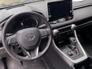 RAV4 2.5 Plug-in Hybrid 4x4 Techpaket Navi