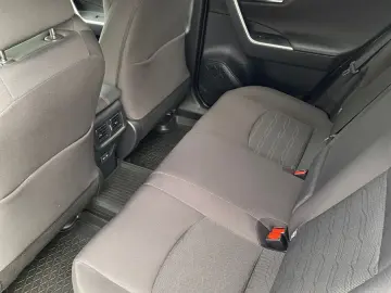 RAV4 2.5 Plug-in Hybrid 4x4 Techpaket Navi