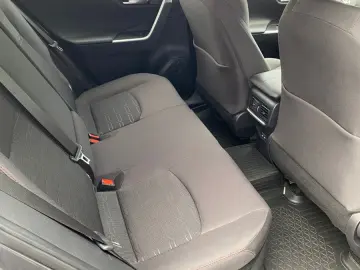RAV4 2.5 Plug-in Hybrid 4x4 Techpaket Navi