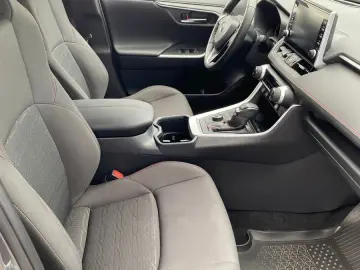 RAV4 2.5 Plug-in Hybrid 4x4 Techpaket Navi