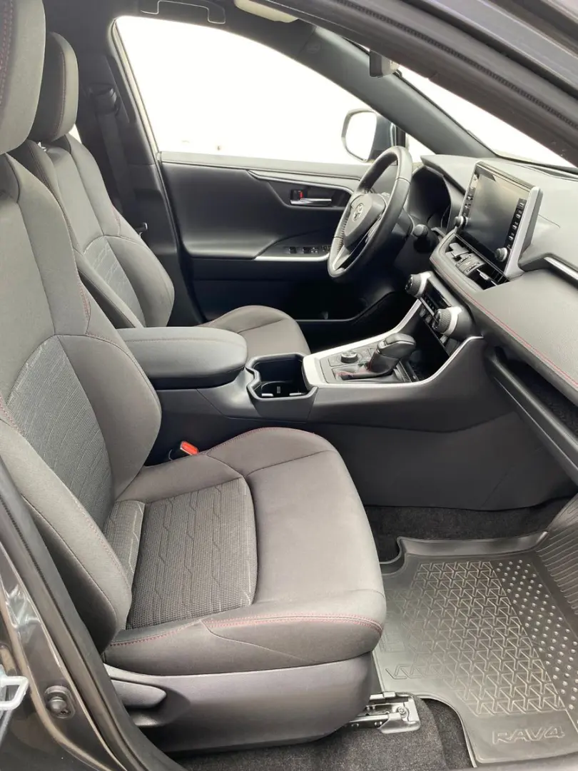 RAV4 2.5 Plug-in Hybrid 4x4 Techpaket Navi