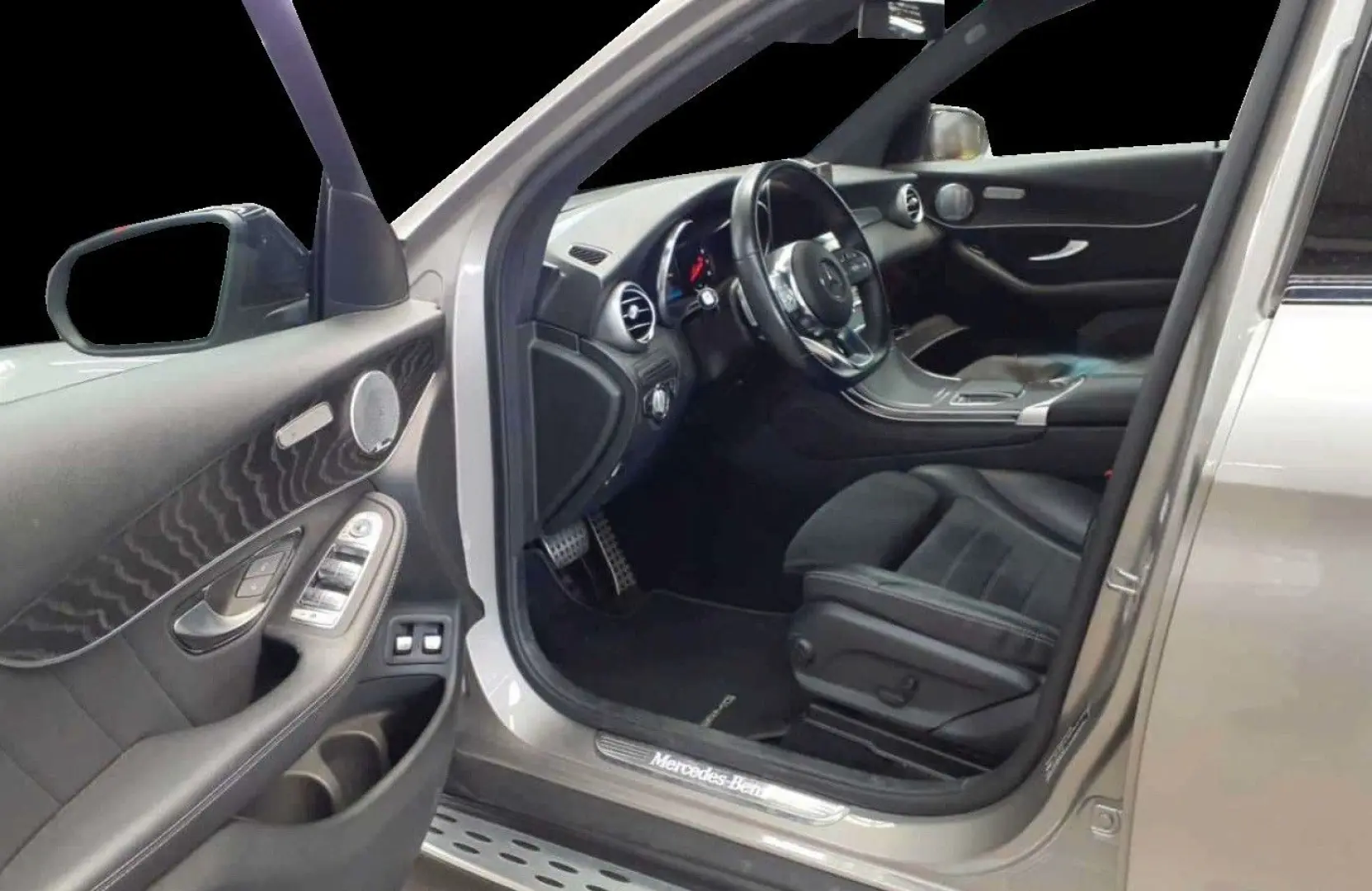 GLC 300e 4M AMG NIGHT AUGR+360°AMB BURMS KEY 20