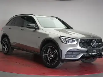 GLC 300 e 4Matic 9G-Tronic AMG Navi Temp Kamera