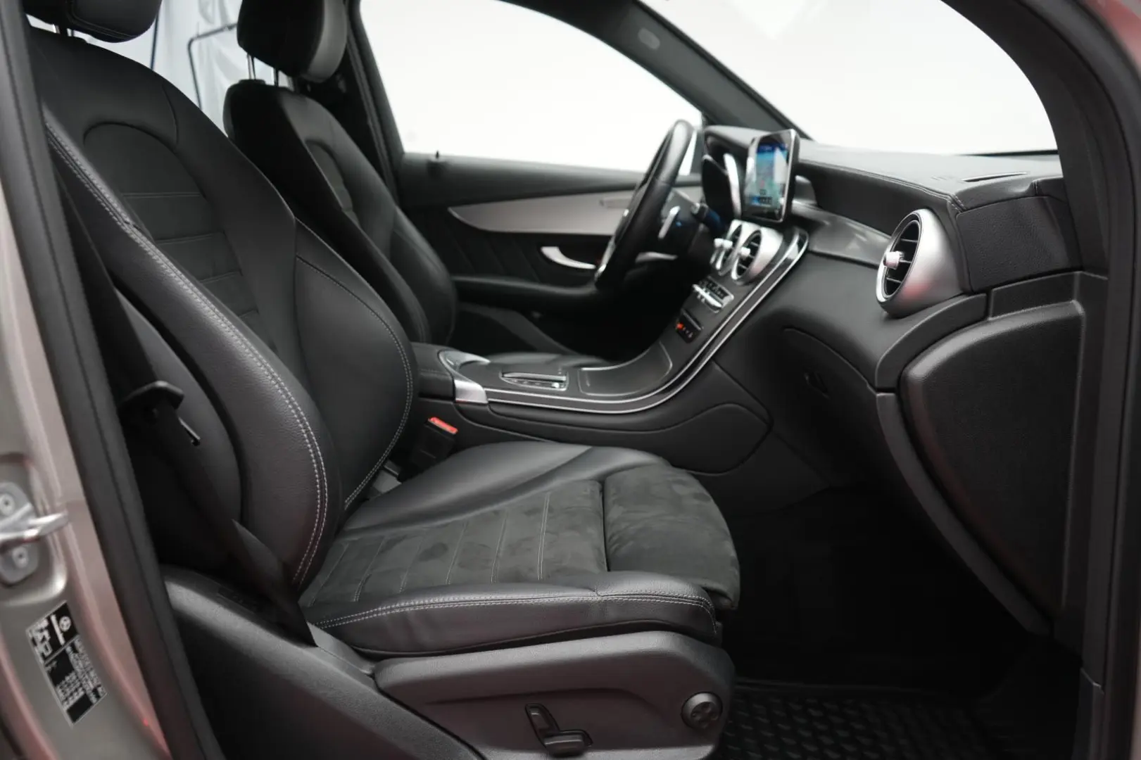 GLC 300 e 4Matic 9G-Tronic AMG Navi/Temp/Kamera/