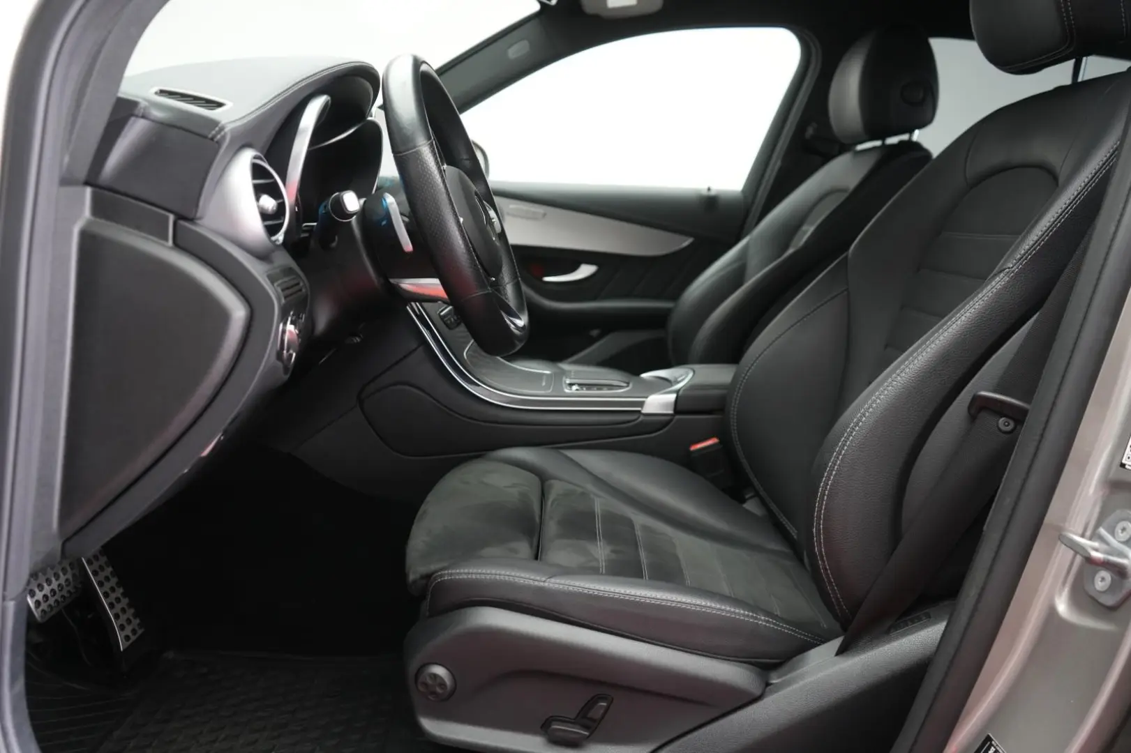 GLC 300 e 4Matic 9G-Tronic AMG Navi/Temp/Kamera/