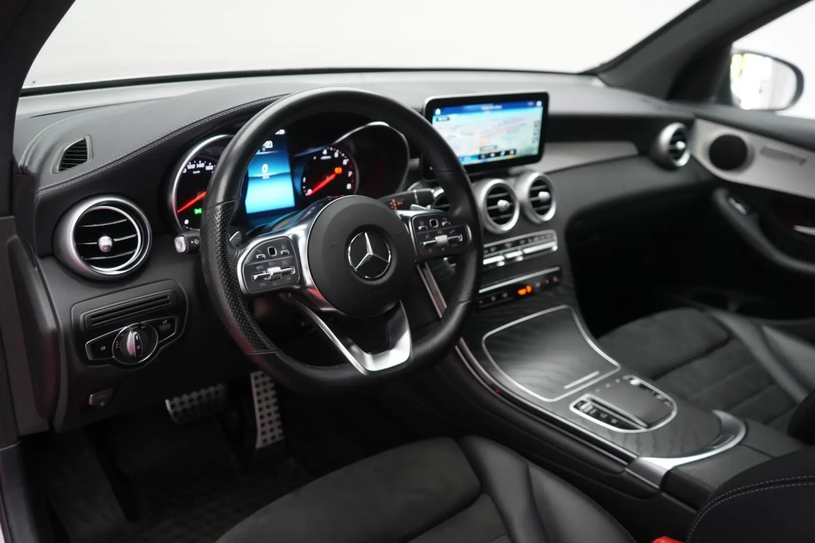 GLC 300 e 4Matic 9G-Tronic AMG Navi/Temp/Kamera/