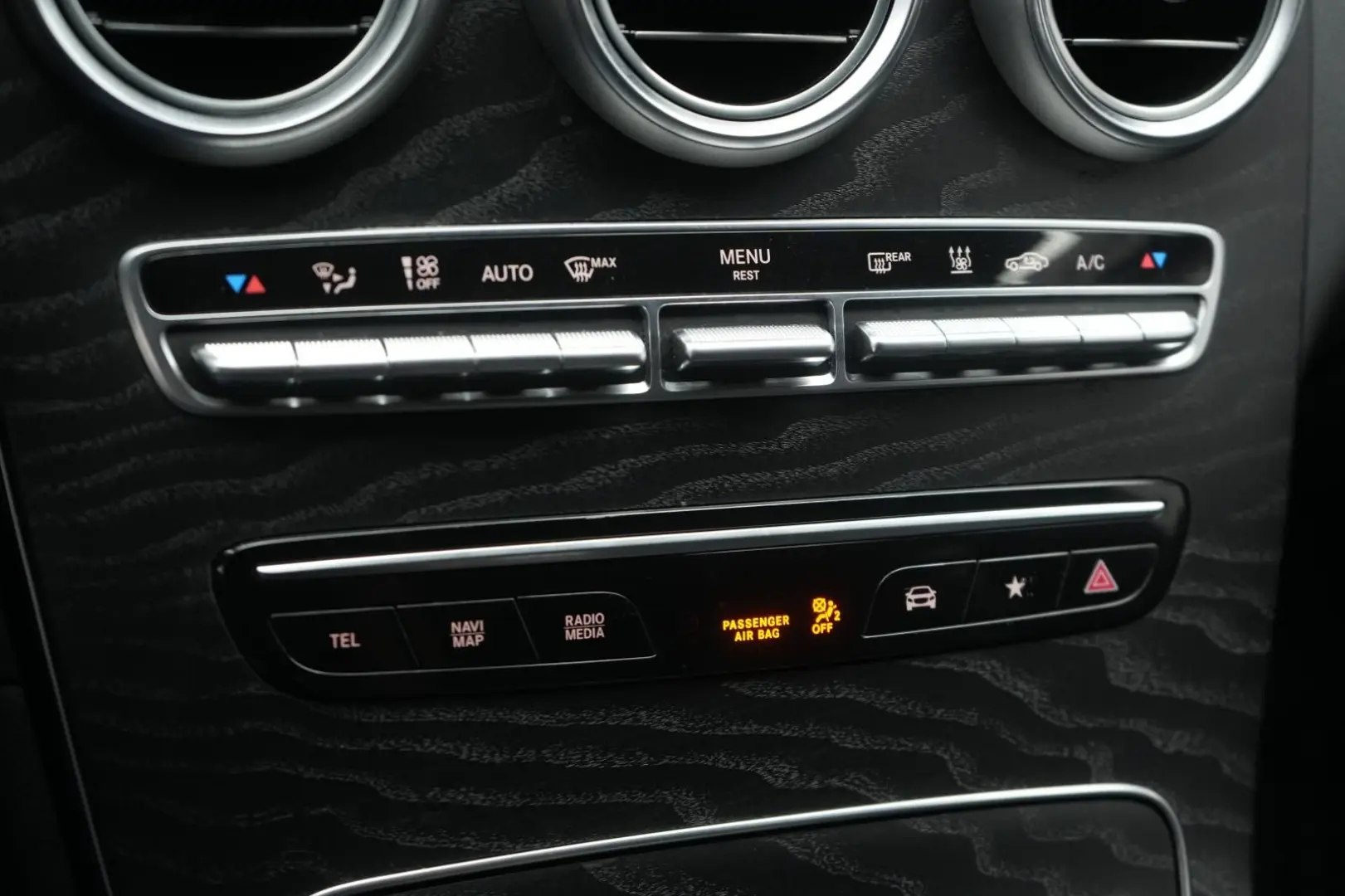 GLC 300 e 4Matic 9G-Tronic AMG Navi/Temp/Kamera/