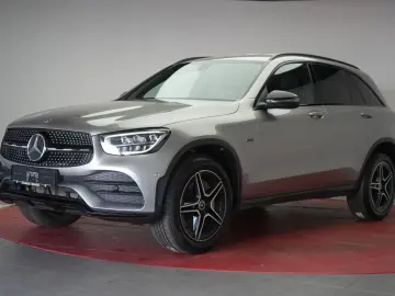 GLC 300 e 4Matic 9G-Tronic AMG Navi/Temp/Kamera/