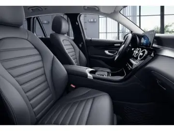 GLC 300 de 4M *AHK*AUT*MBUX*RKam*PTS*Shz*LED