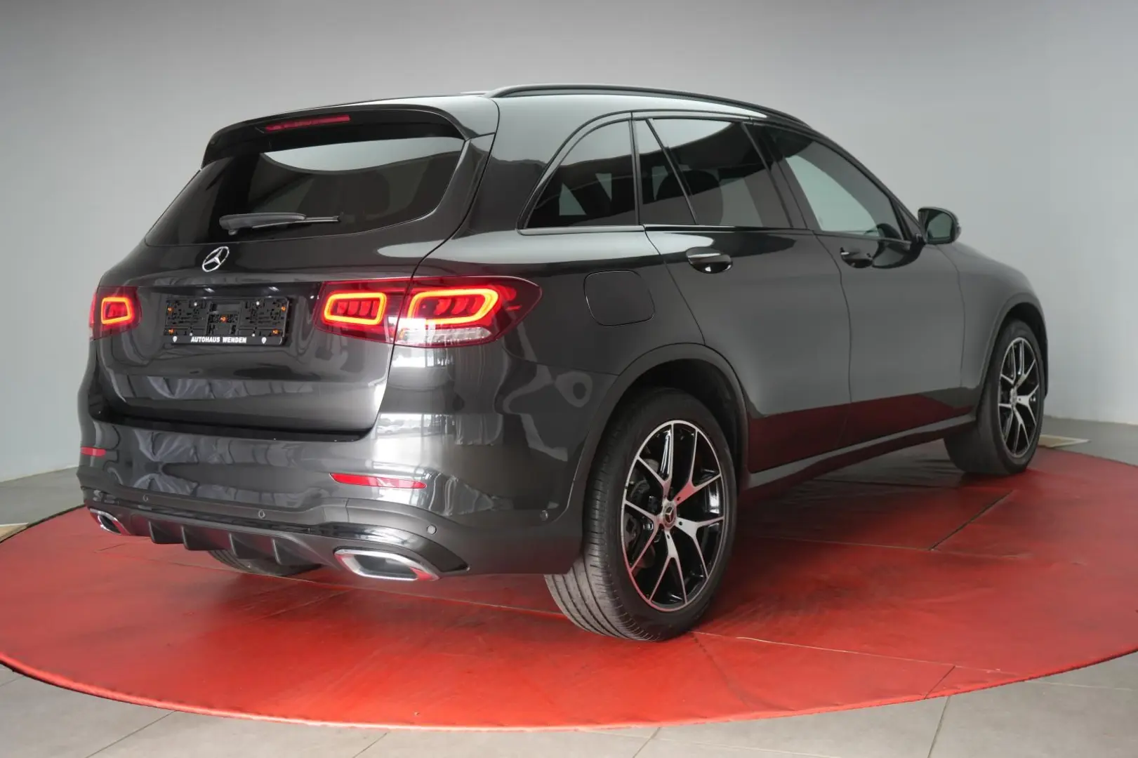 GLC 200 4Matic 9G-Tronic AMG Navi/Temp/Kamera/LE