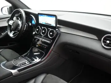 GLC 200 4Matic 9G-Tronic AMG Navi/Temp/Kamera/LE