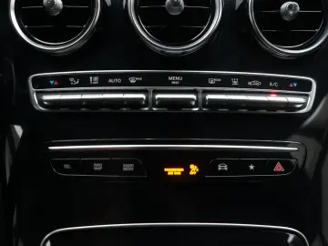 GLC 200 4Matic 9G-Tronic AMG Navi/Temp/Kamera/LE