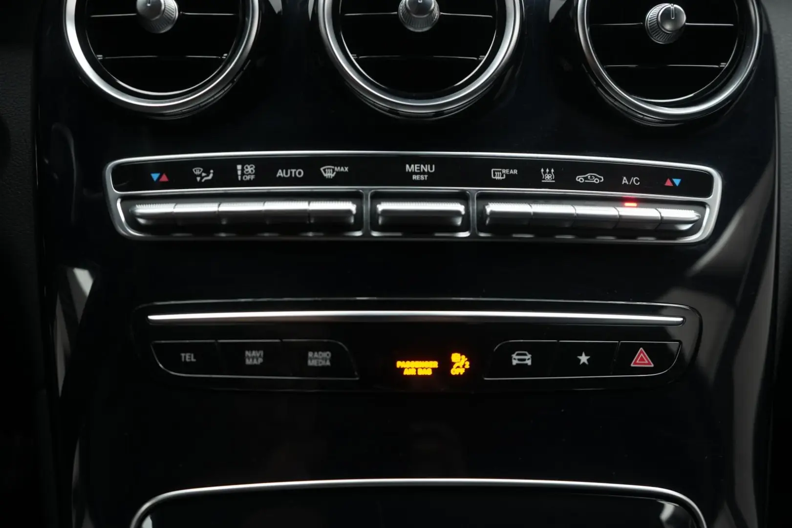 GLC 200 4Matic 9G-Tronic AMG Navi/Temp/Kamera/LE
