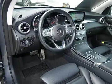 GLC 300 d 4M AMG+360°+KEYLESS-GO+NIGHT+LED+SHZ++