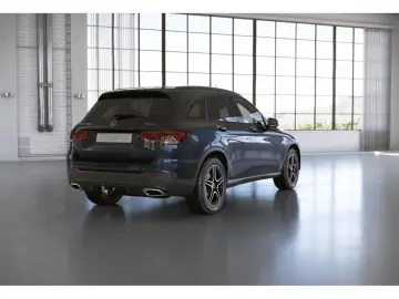 GLC 300 e 4M AMG+NIGHT+AHK+DISTR+360°+MULTIBEAM+