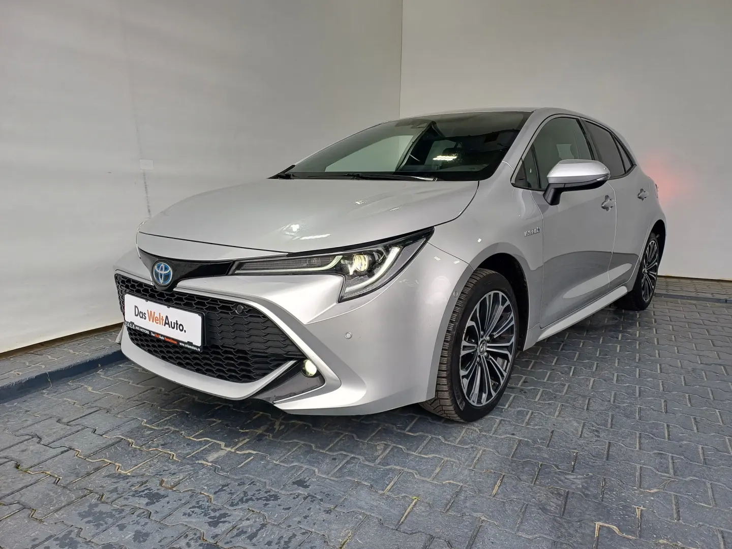 Toyota Corolla Hybrid 1,8L 122CP Automat