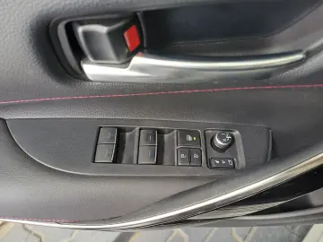 Toyota Corolla Hybrid 1,8L 122CP Automat