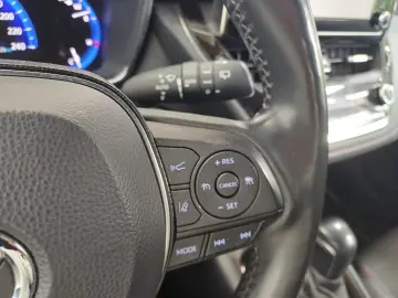 Toyota Corolla Hybrid 1,8L 122CP Automat
