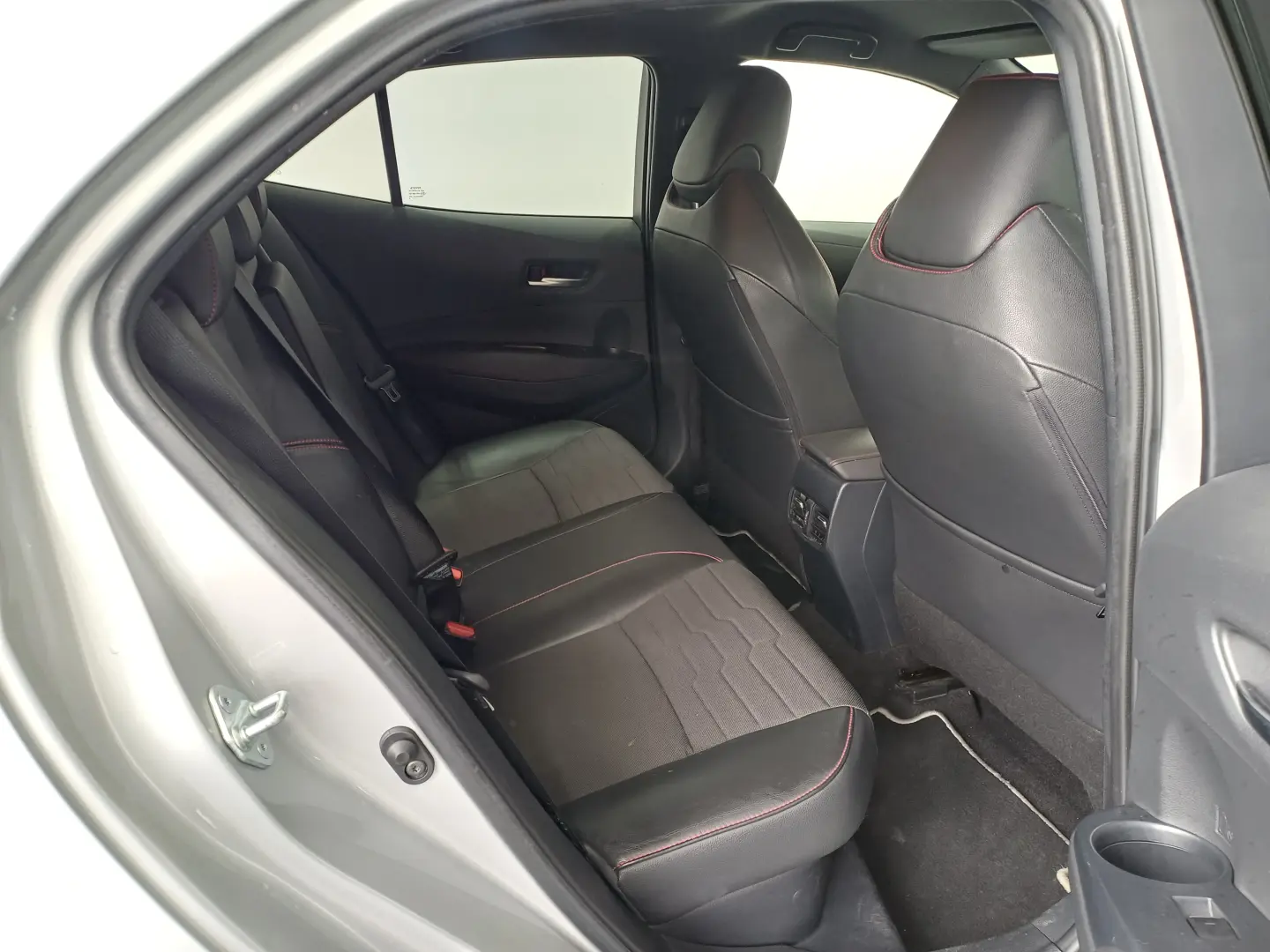 Toyota Corolla Hybrid 1,8L 122CP Automat