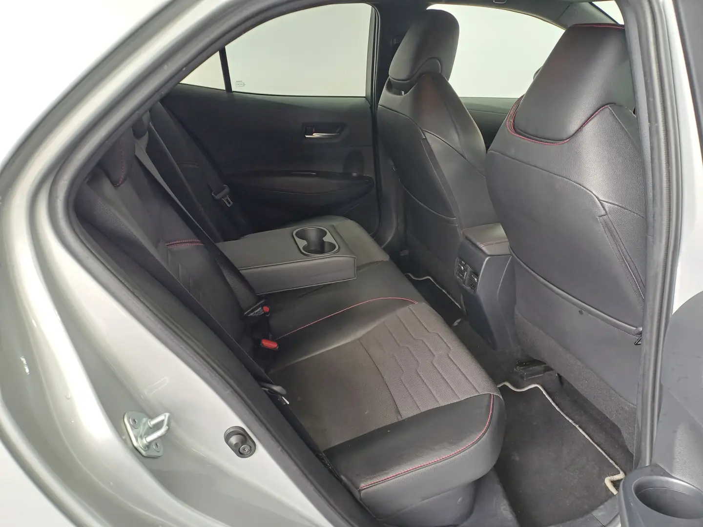 Toyota Corolla Hybrid 1,8L 122CP Automat