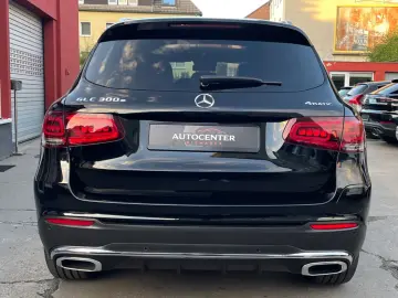 GLC 300 e 4Matic AMG-LINE*PANO*R-KAM*LEDER*20´Z